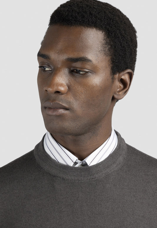 GIROCOLLO IN LANA TINTO CAPO