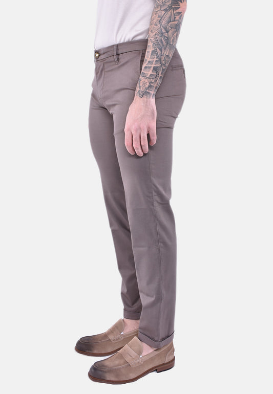 MUCHA CHINOS UOMO CON RISVOLTO