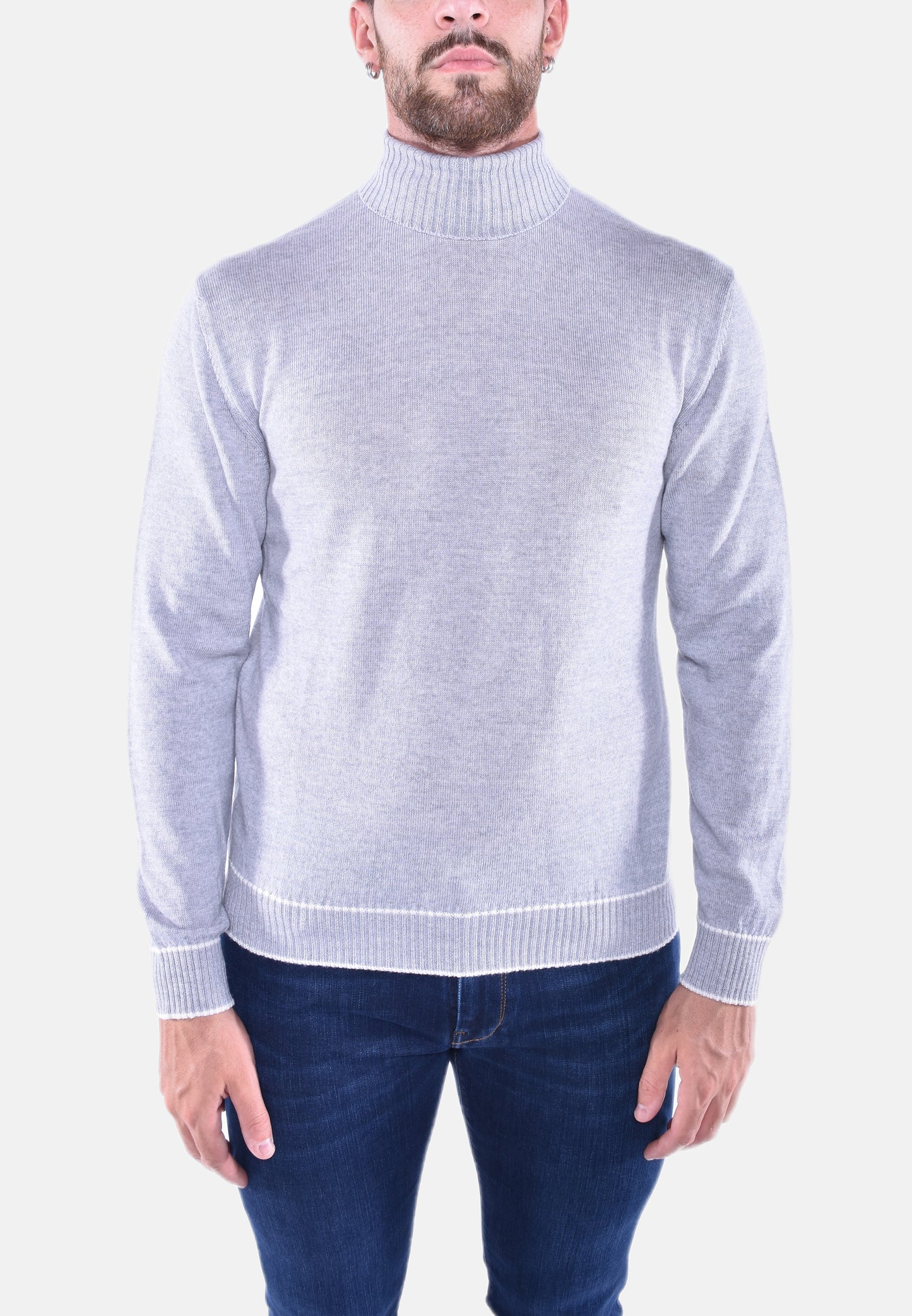 MAGLIONE DOLCEVITA CON RICAMI