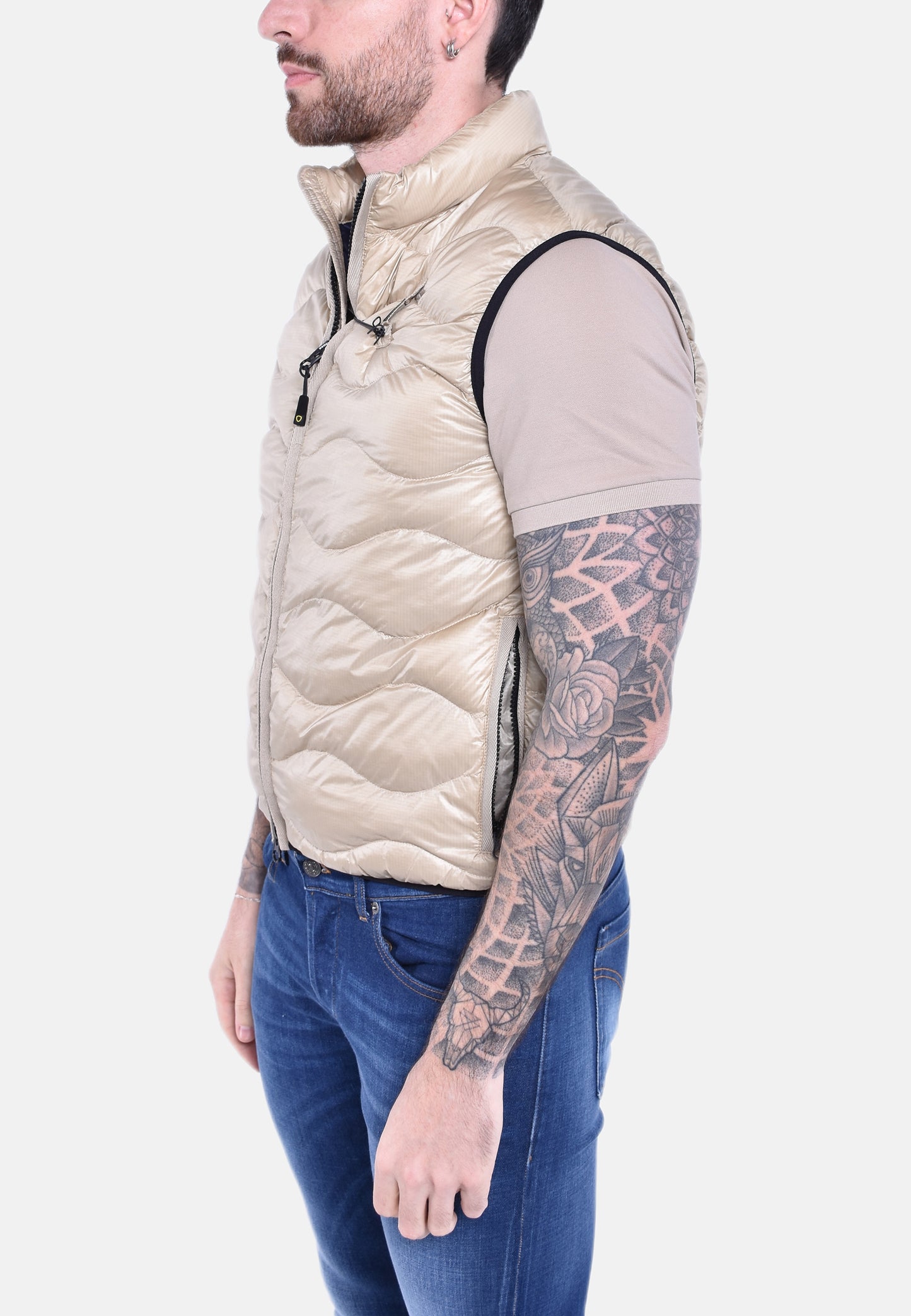 GIUBBOTTO SMANICATO IN OVATTA