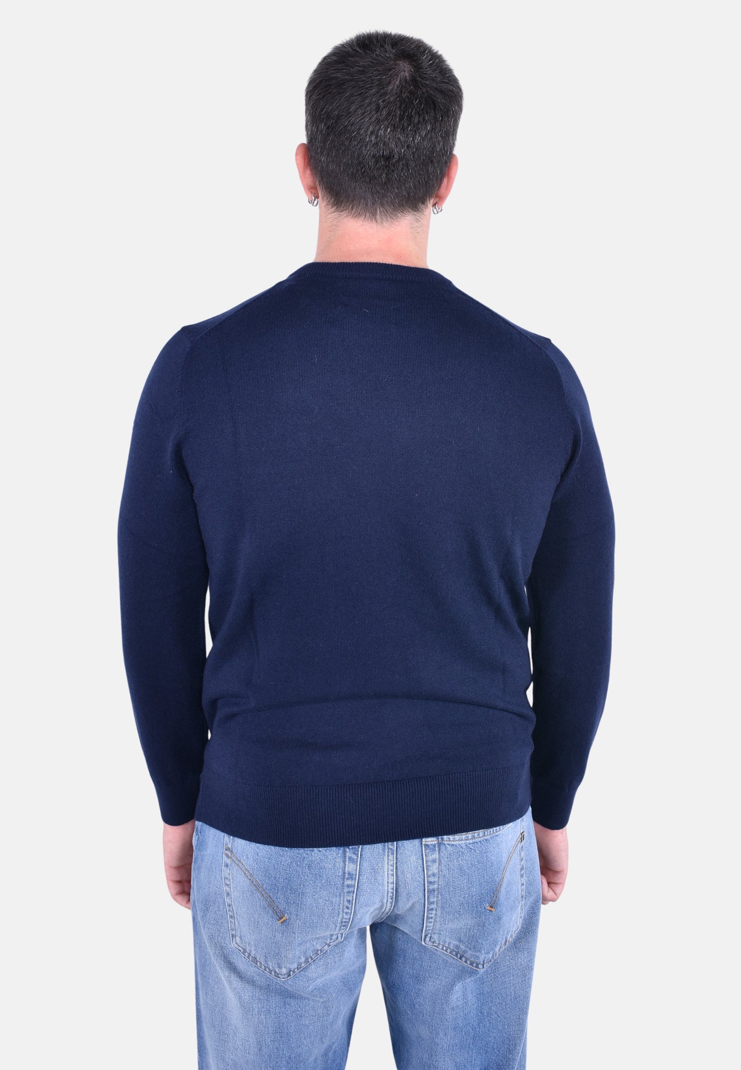 CREW NECK LIGHT SWEATER