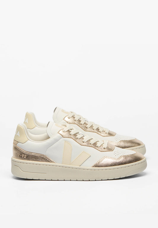 SNEAKERS V90