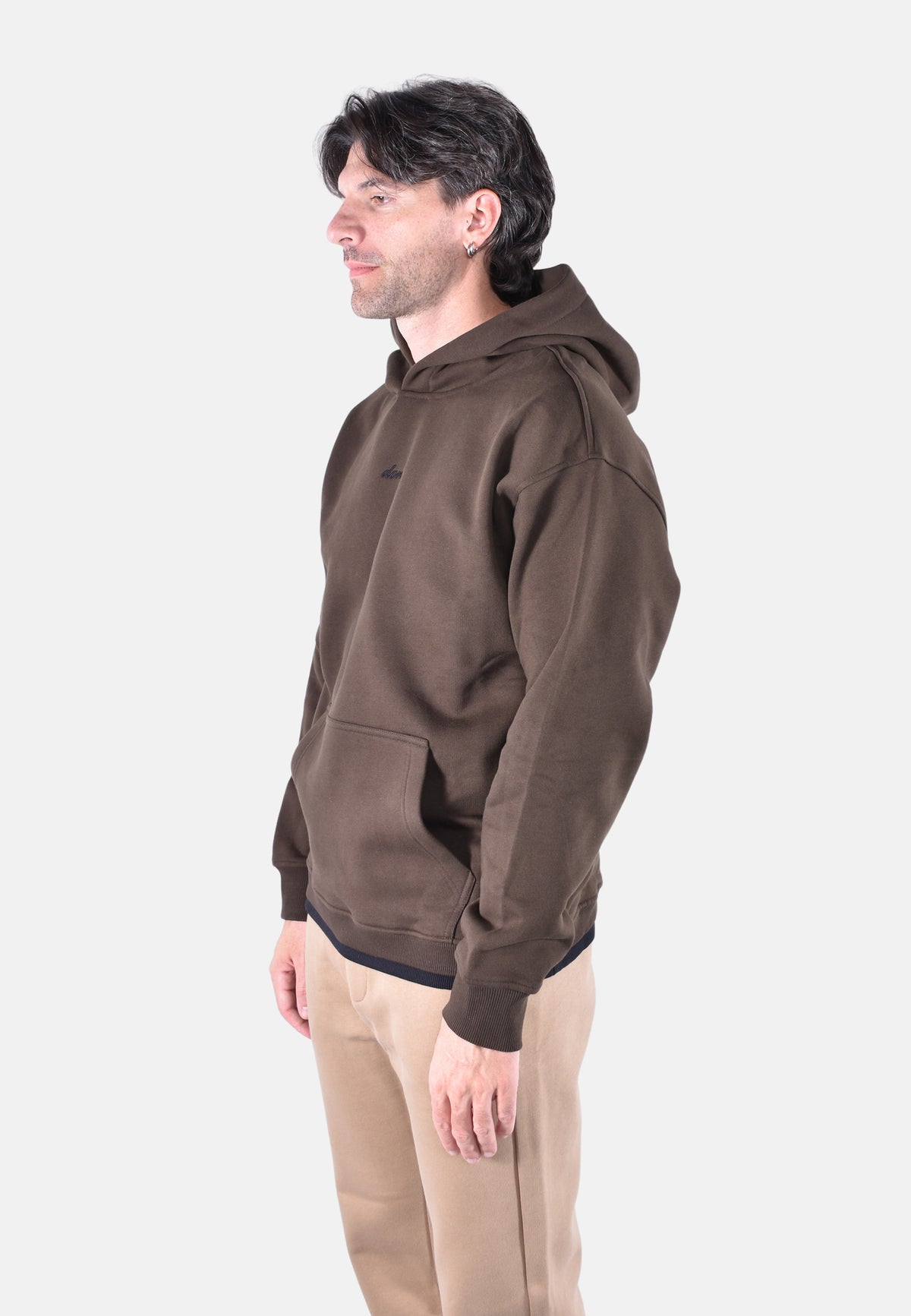 REGULAR-FIT SWEATSHIRT IN CONTRASTING RIBBED FLEECE