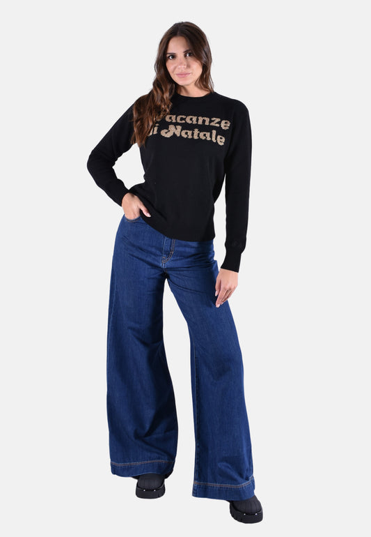 NEW QUEEN CREWNECK SWEATER