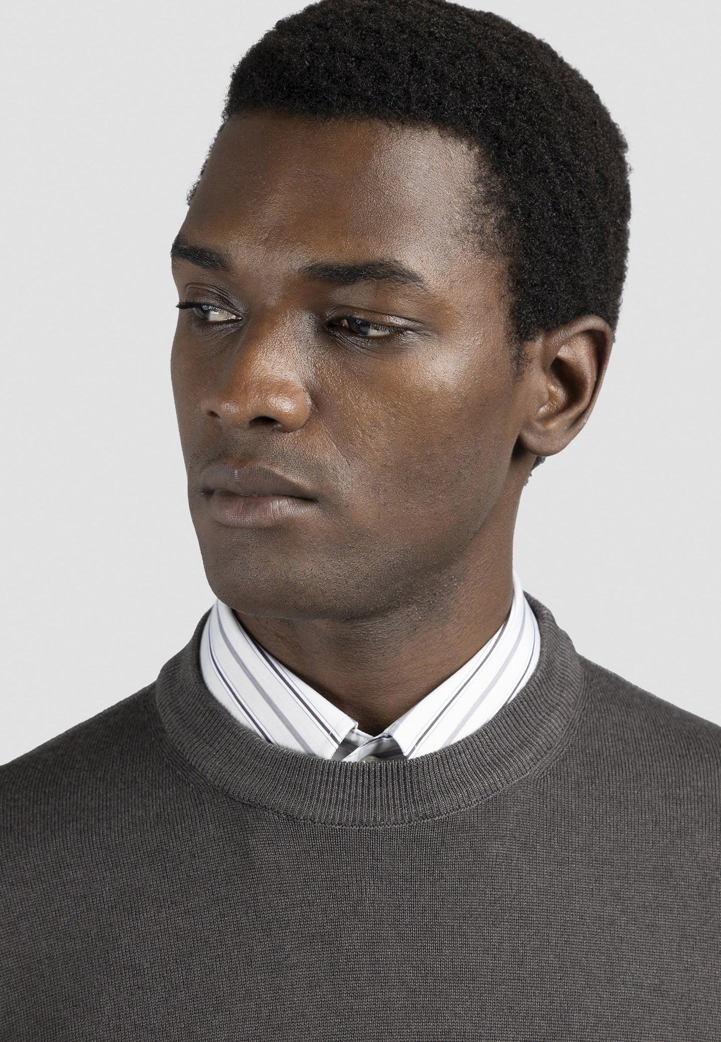 GIROCOLLO IN LANA TINTO CAPO