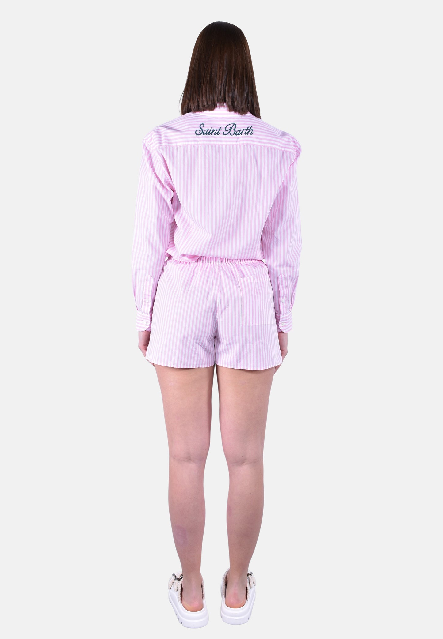 BOXY WOMAN SHORTS