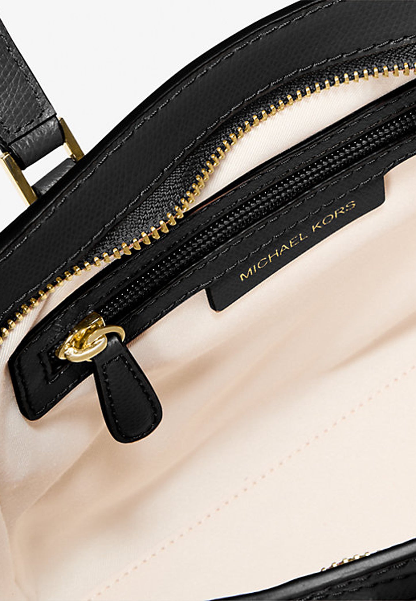 BORSA A TRACOLLA CONVERTIBILE TARYN PICCOLA IN PELLE