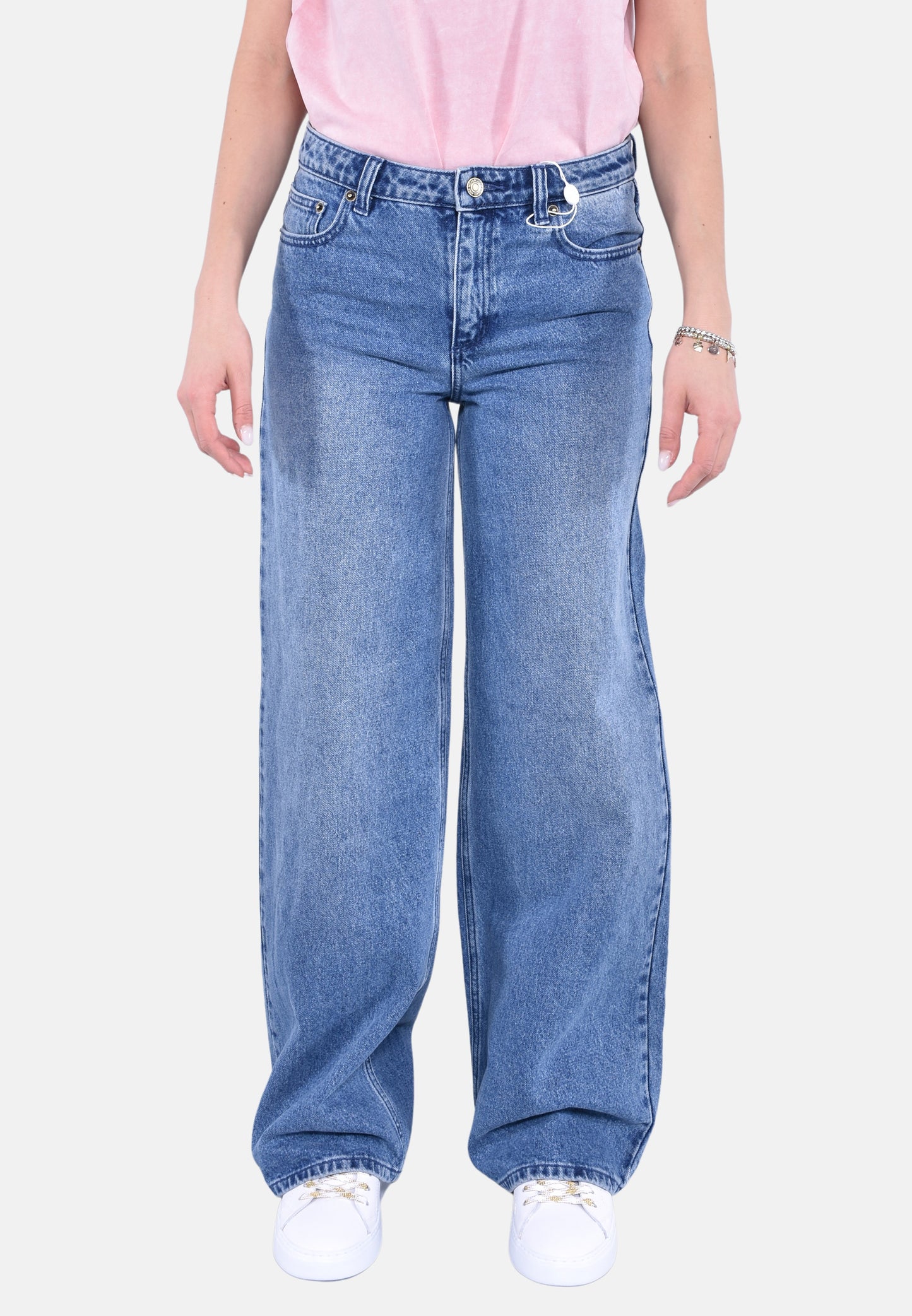 Jeans in denim a gamba ampia