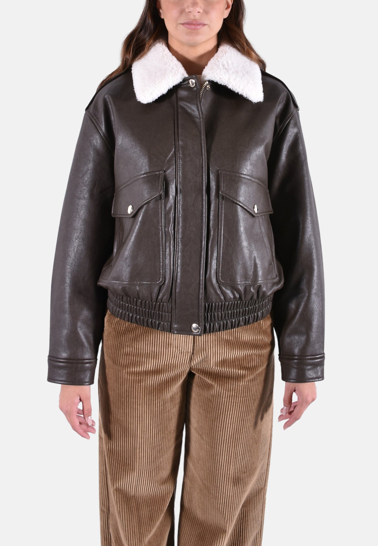 BOMBER CON FINITURE IN PELLICCIA SINTETICA