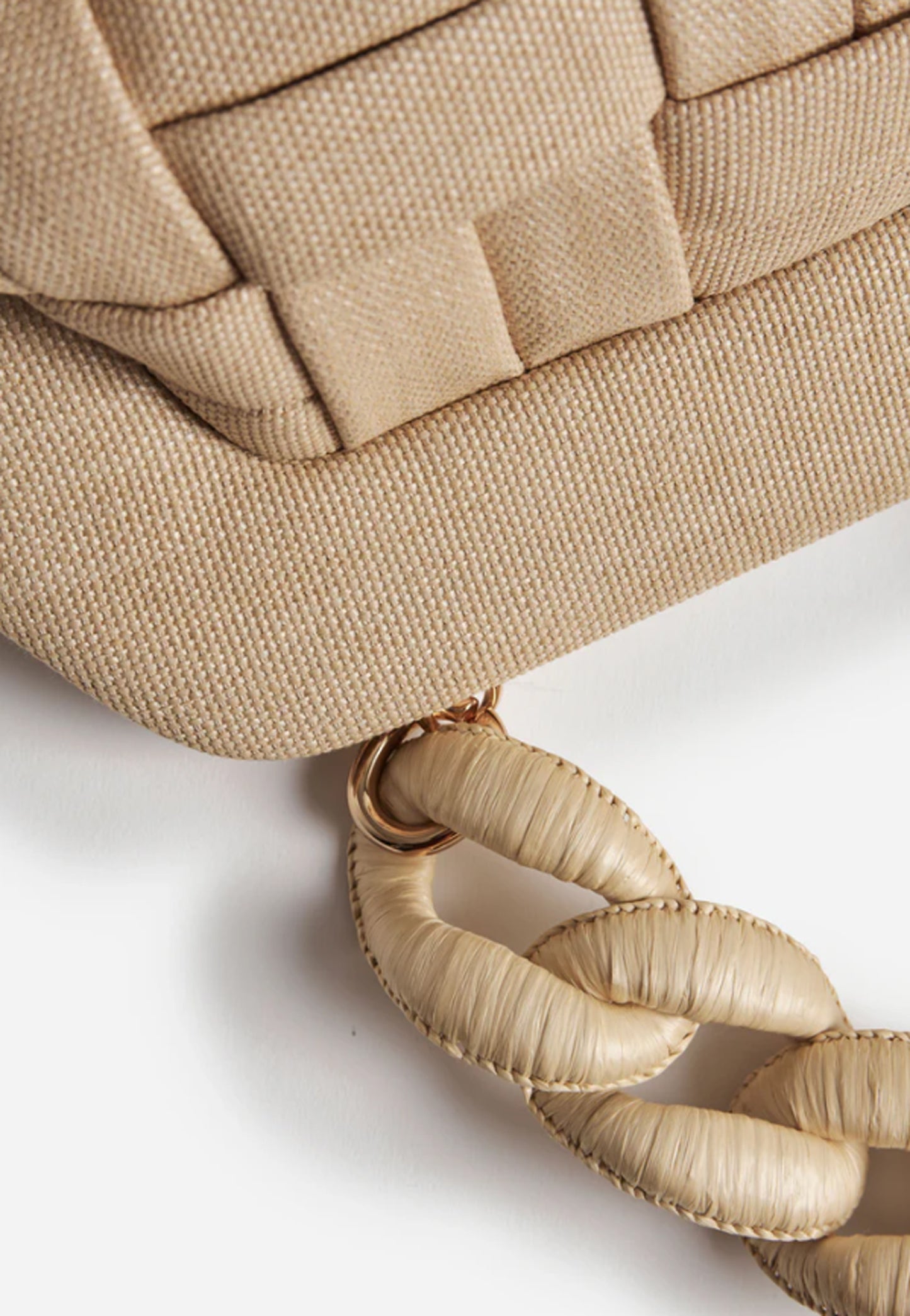 TIA WAVED STRAW SHELL