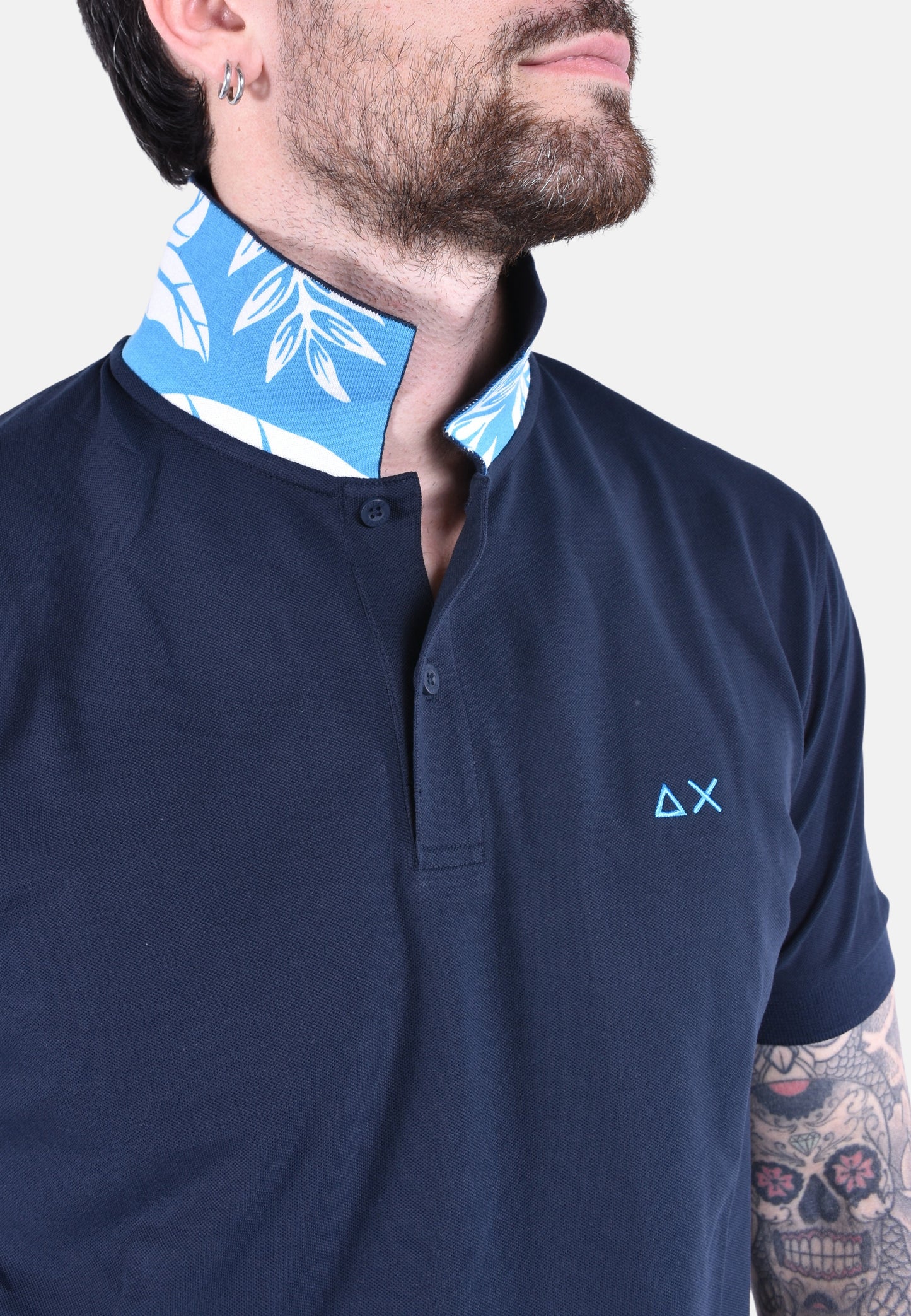 POLO PRINT UNDER COLLAR SHORT SLEEVES