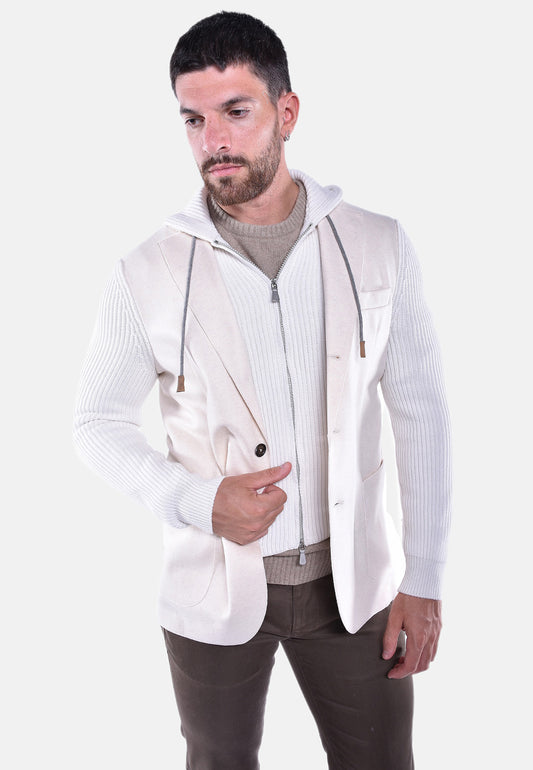 GIACCA CON PETTORINA E CAPPUCCIO STACCABILE