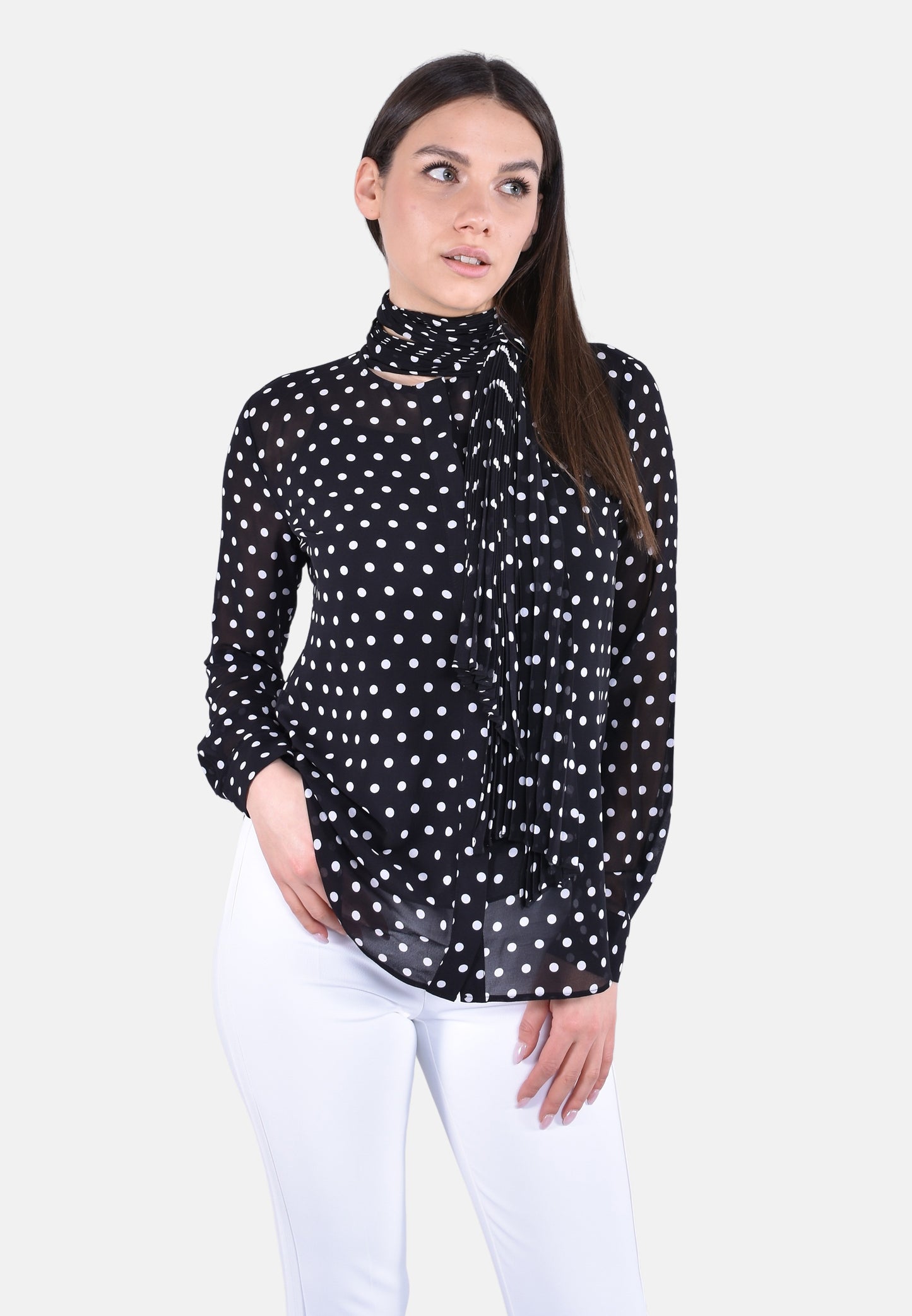 DOT PLEAT BOW BLOUSE